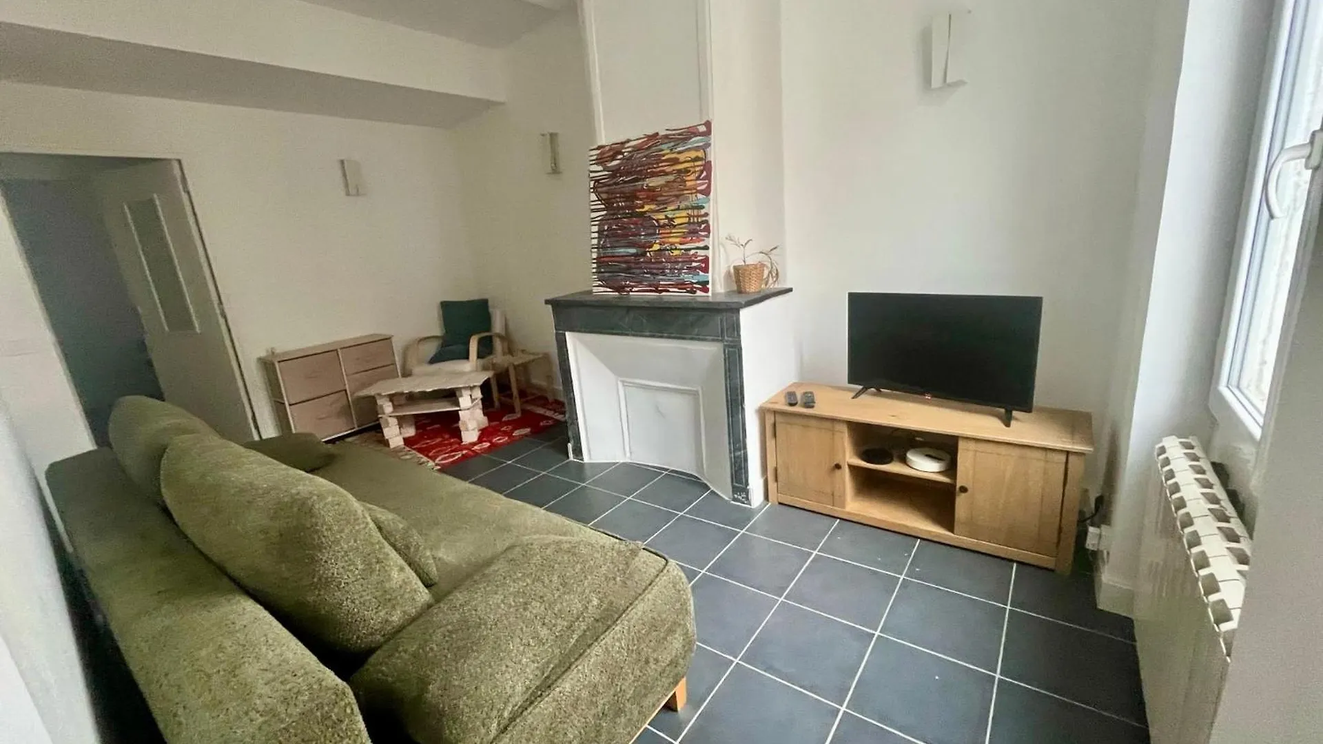 Apartment Un Spacieux T2 En Plein Centre Cours Belsuns Marseille